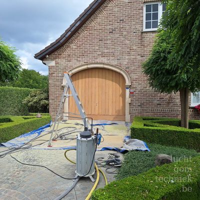 Eikenhouten garagepoort, Vlijtingen